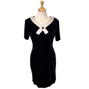 Betsy's Things Black Velvet Bow Collar Short Sleeve Dress Size 12